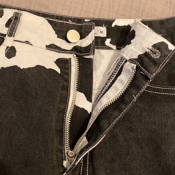12th Tribe Black and White Cow Print Jean Shorts. Size M - Picture 9 of 9